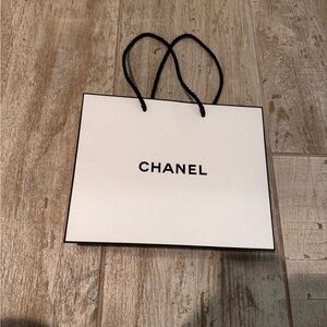 CHANEL Classic White and Black Shopping Bag